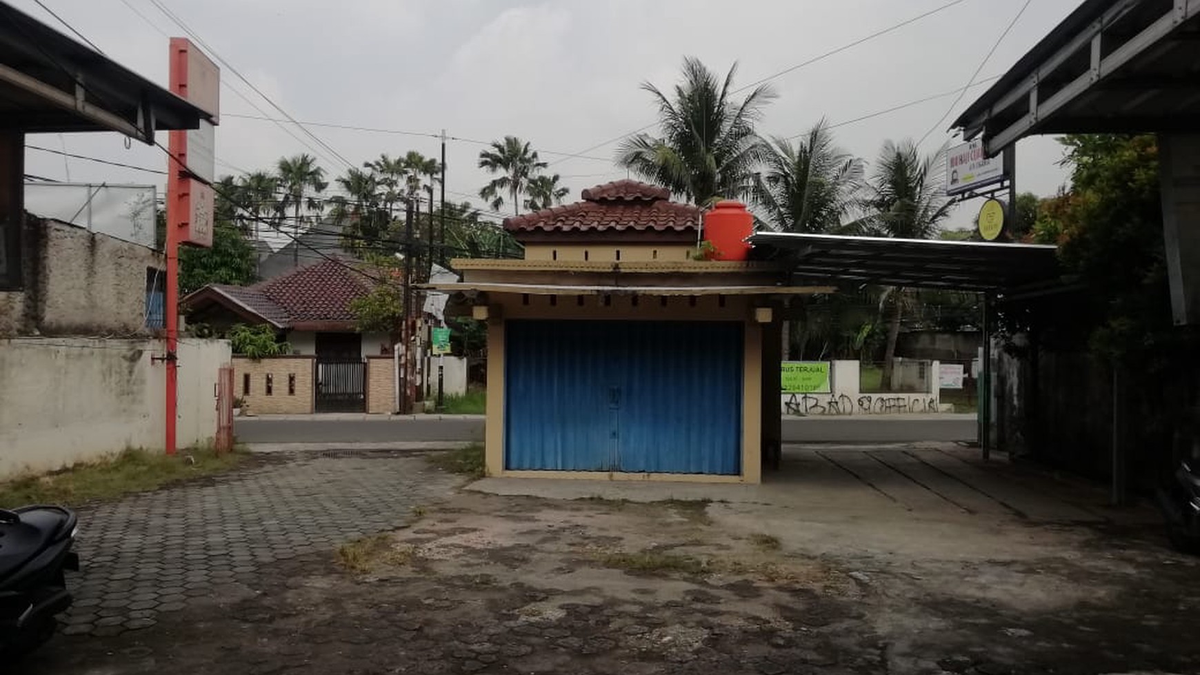 Dijual 3 Unit Ruko Lokasi Strategis Pinggi Jalan Raya @Ciputat Timur