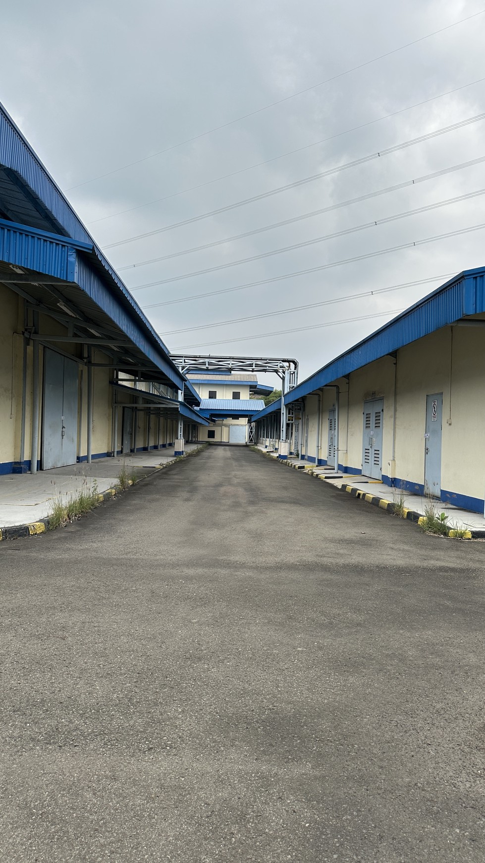EX Pabrik Lokasi Jl. Mercedes Benz -Wanaherang Gunung Putri Bogor