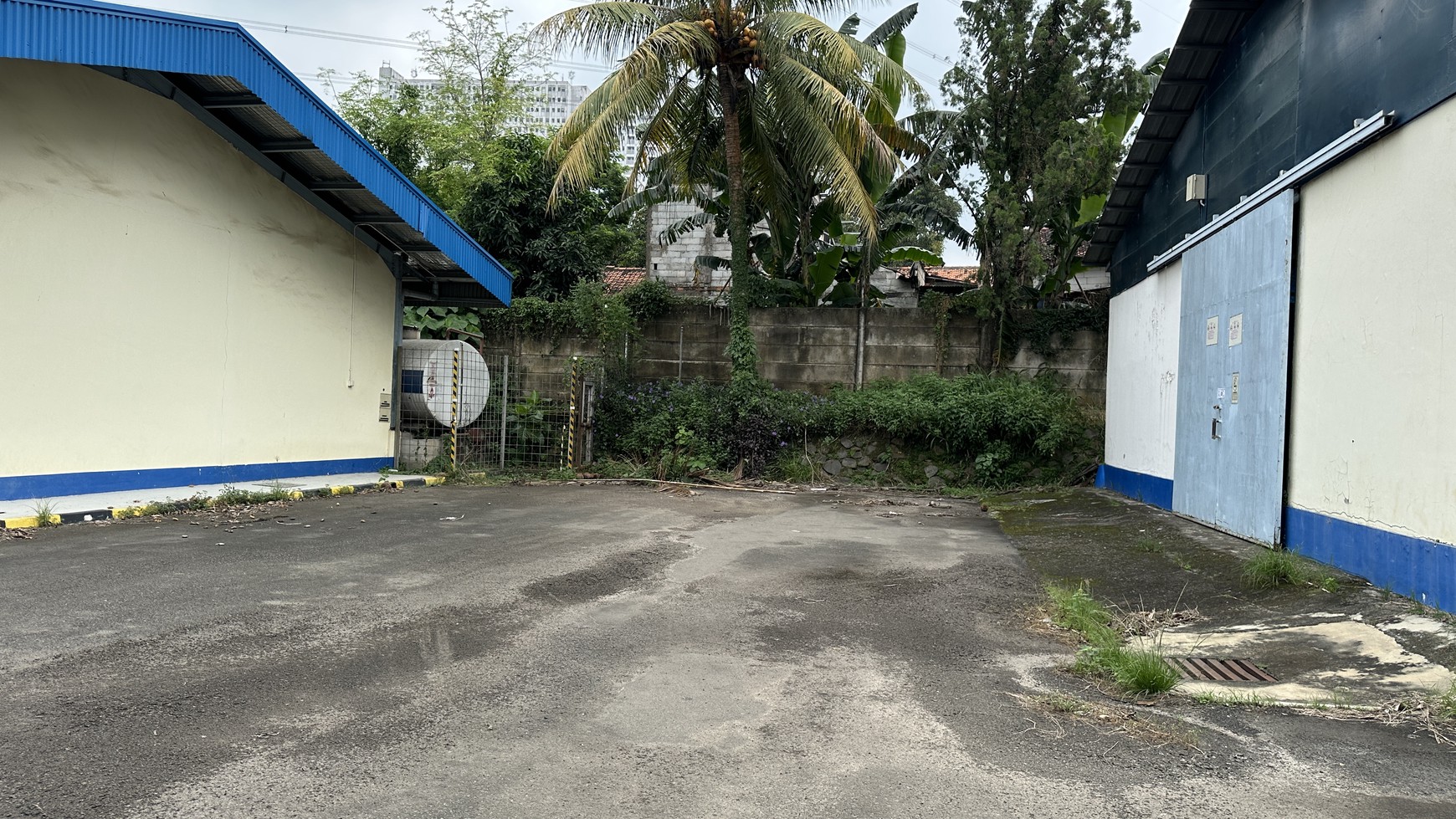 EX Pabrik Lokasi Jl. Mercedes Benz -Wanaherang Gunung Putri Bogor