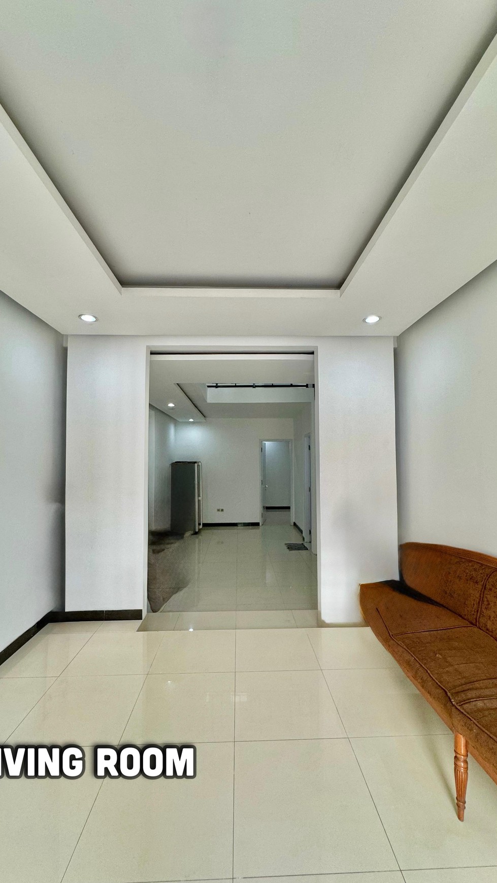 Rumah Modern Luas Bangunan 453 m2 di Margonda Raya - Lokasi Premium