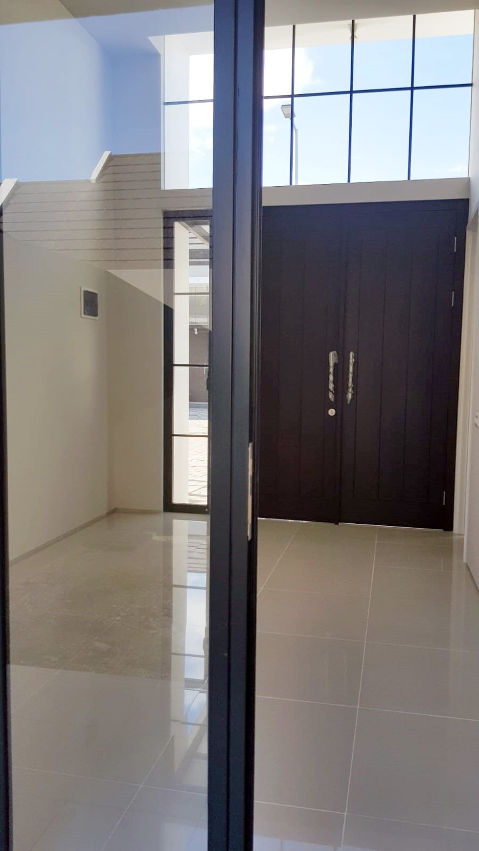 Rumah Baru Gress di Grand Sunrise Cluster Stellar Menganti Gresik, Minimalis, Semi Furnished