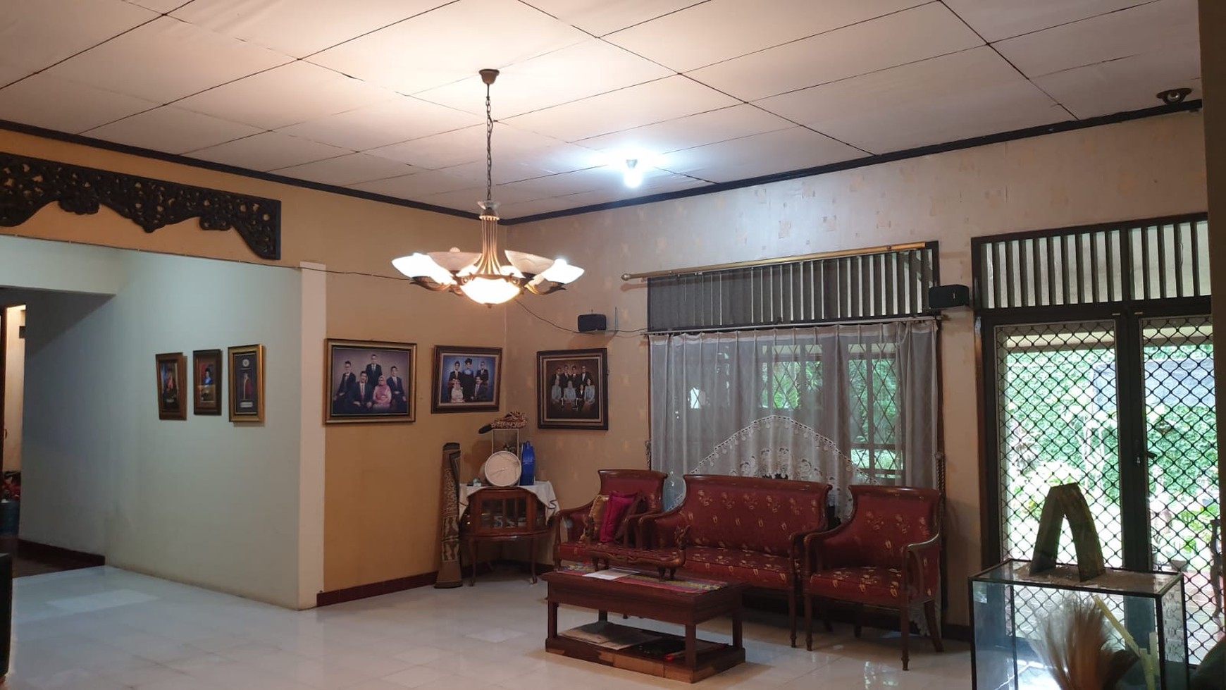 DIJUAL CEPAT Rumah Dalam Komplek 1 Gerbang masuk Keamanan 24 jam