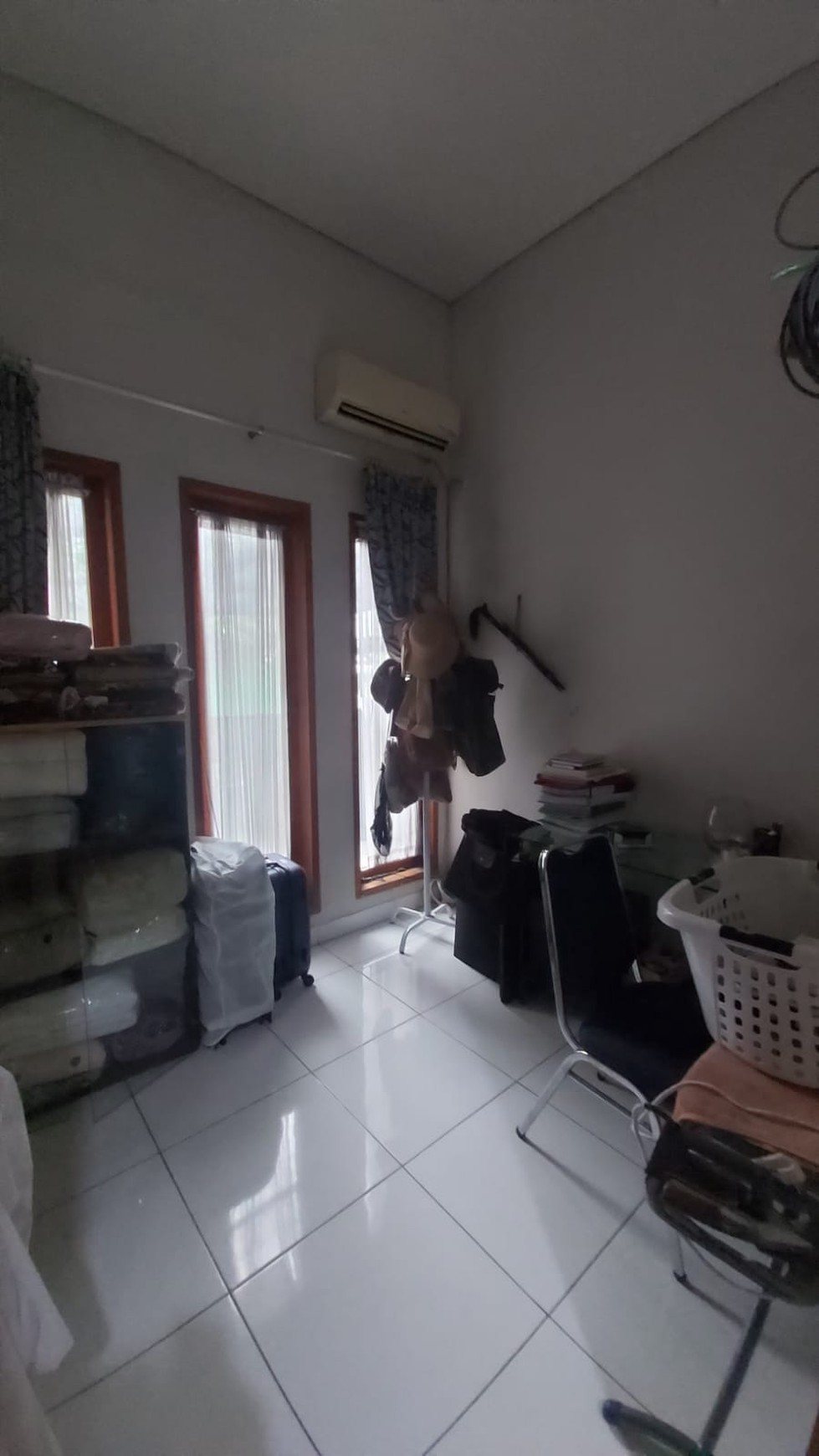 Rumah DIJUAL Rumah lokasi pusat bisnis di Pondok Jaya