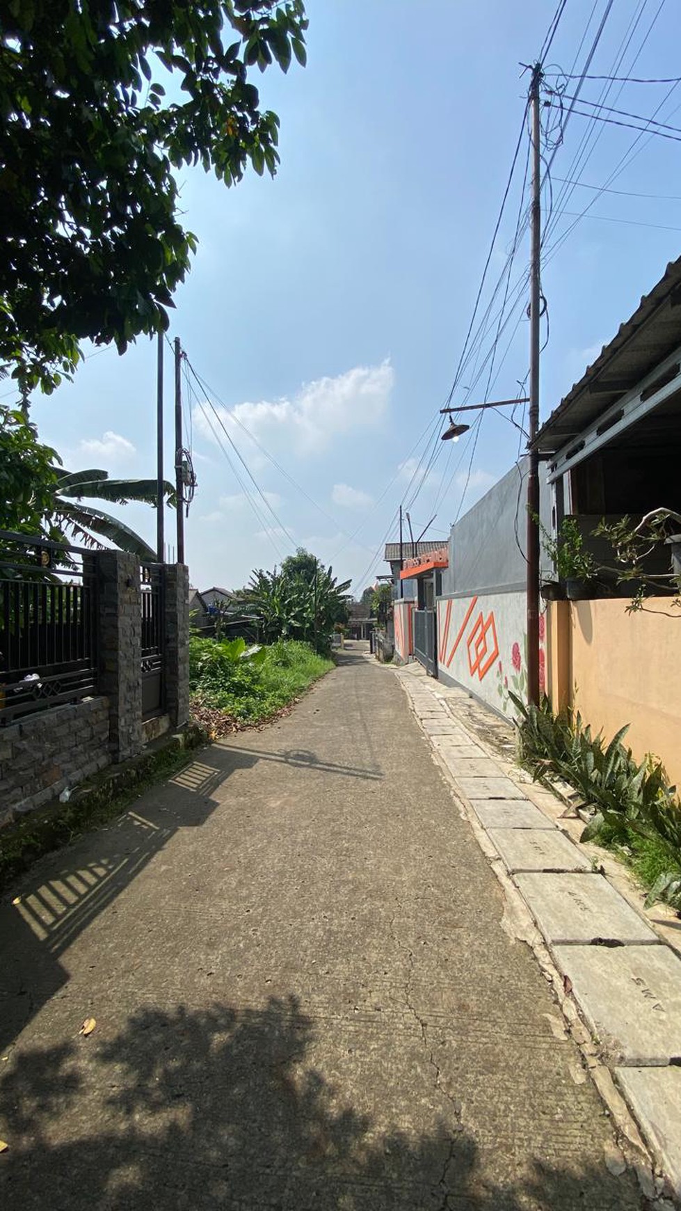 Rumah 1 Lantai Luas Tanah 272 m2 di Sawangan Depok - Dekat ke Tol 