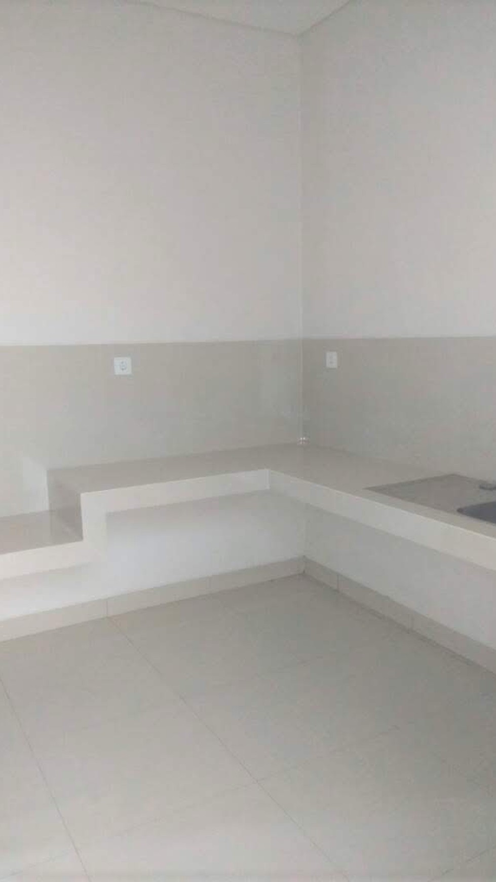 Rumah 2 lantai siap huni di The Eminent, Prestigia BSD City