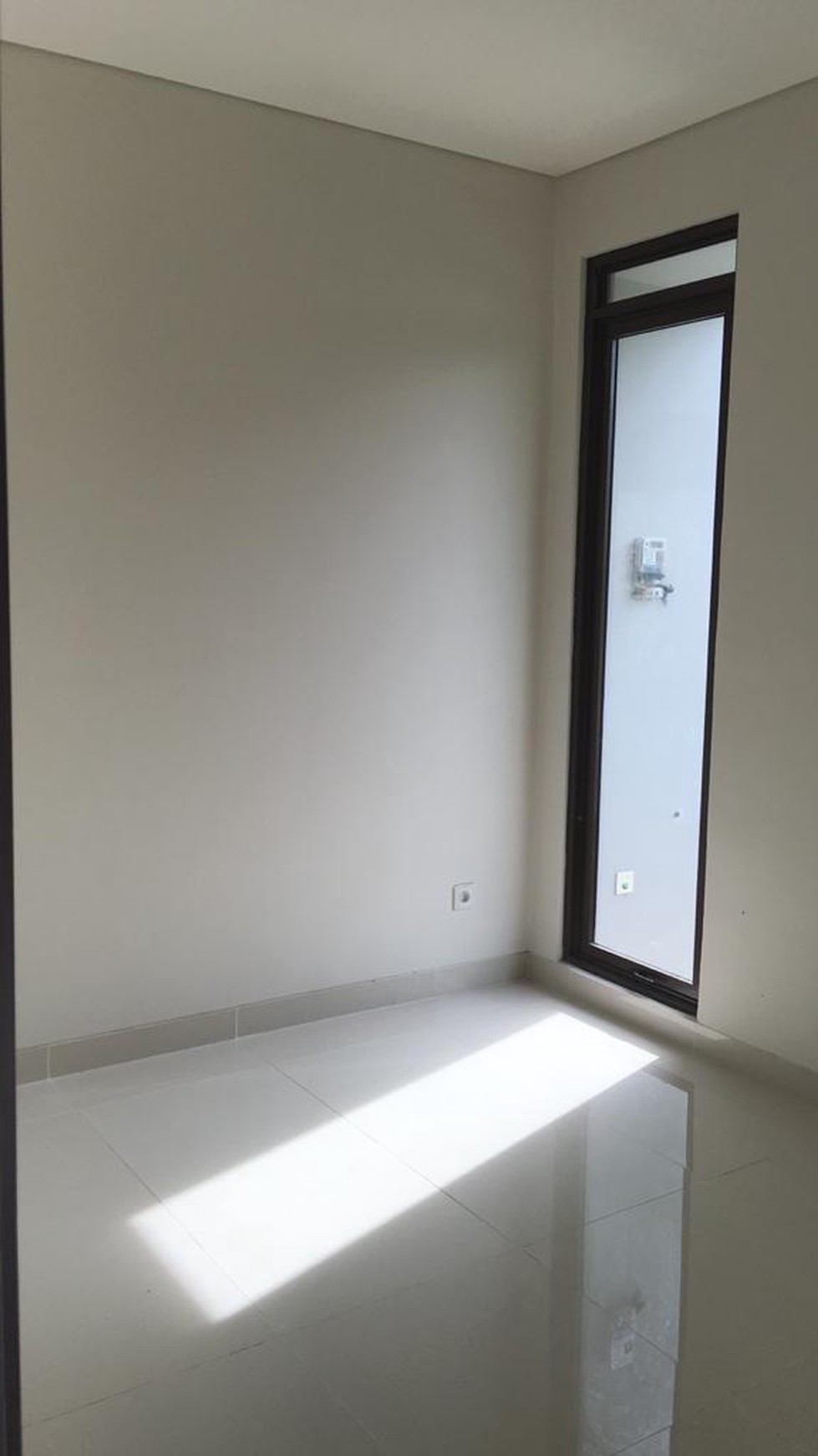 Rumah bagus dan rapih di The Eminent, Precia BSD City