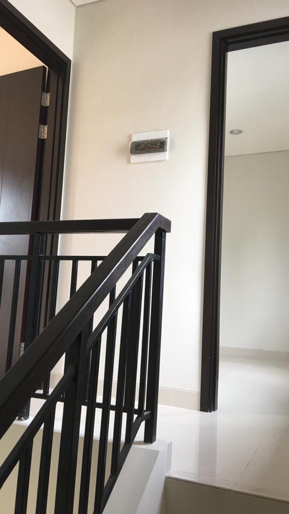 Rumah bagus dan rapih di The Eminent, Precia BSD City