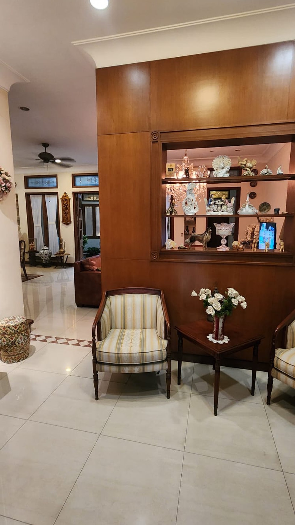 Rumah bagus, di kawasan Elite, siap huni di Pondok Indah