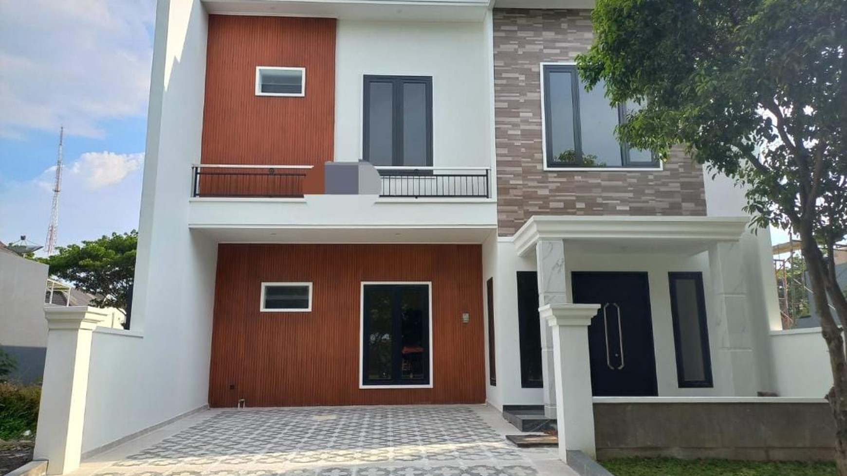 Dijual Rumah Baru 4M an Cluster Eastwood Citraland Surabaya