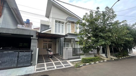 Di Sewa Rumah Siap Huni dengan Hunian Nyaman dan Asri di @Bintaro Sektor 9