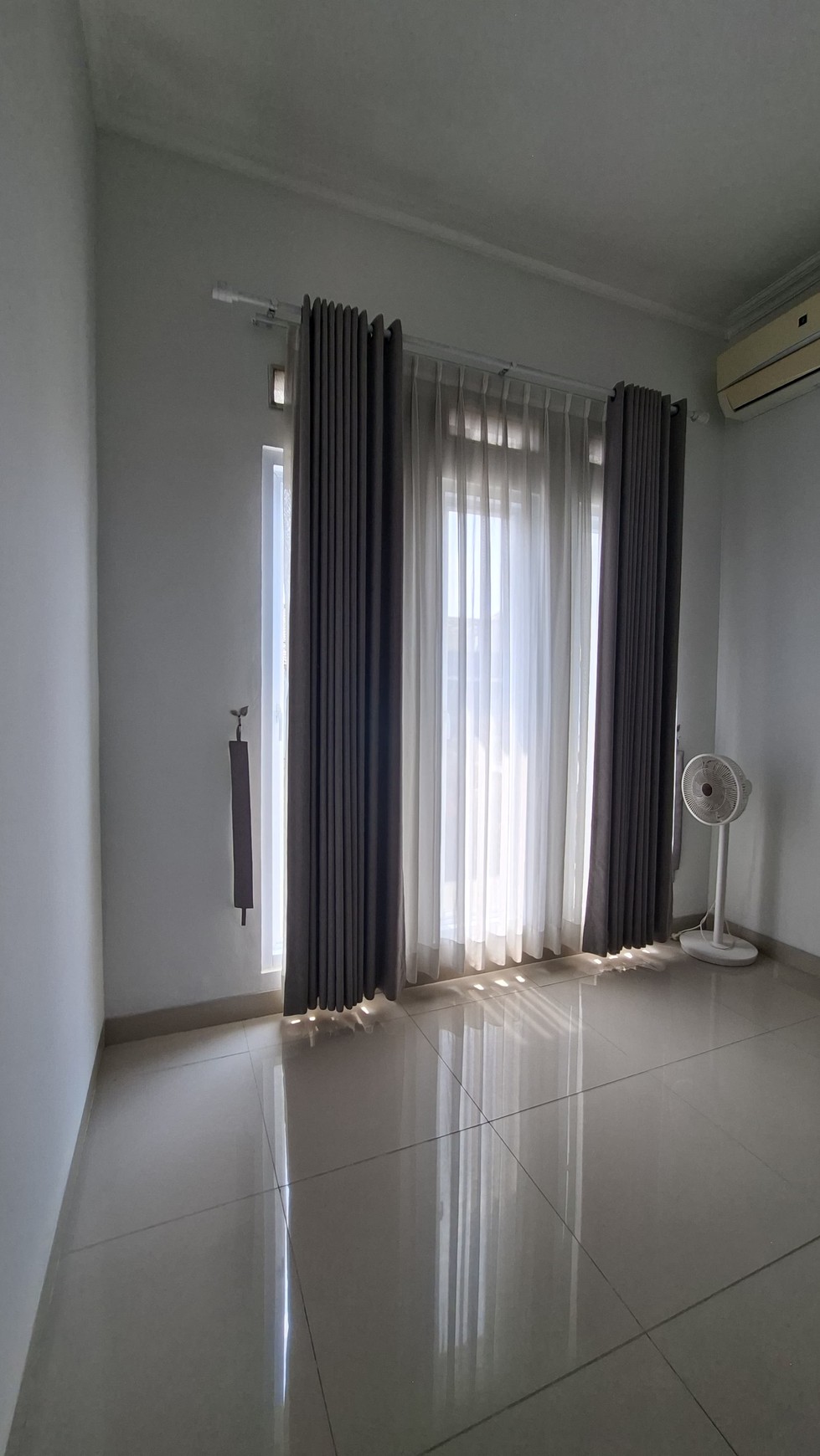 Di Sewa Rumah Siap Huni dengan Hunian Nyaman dan Asri di @Bintaro Sektor 9