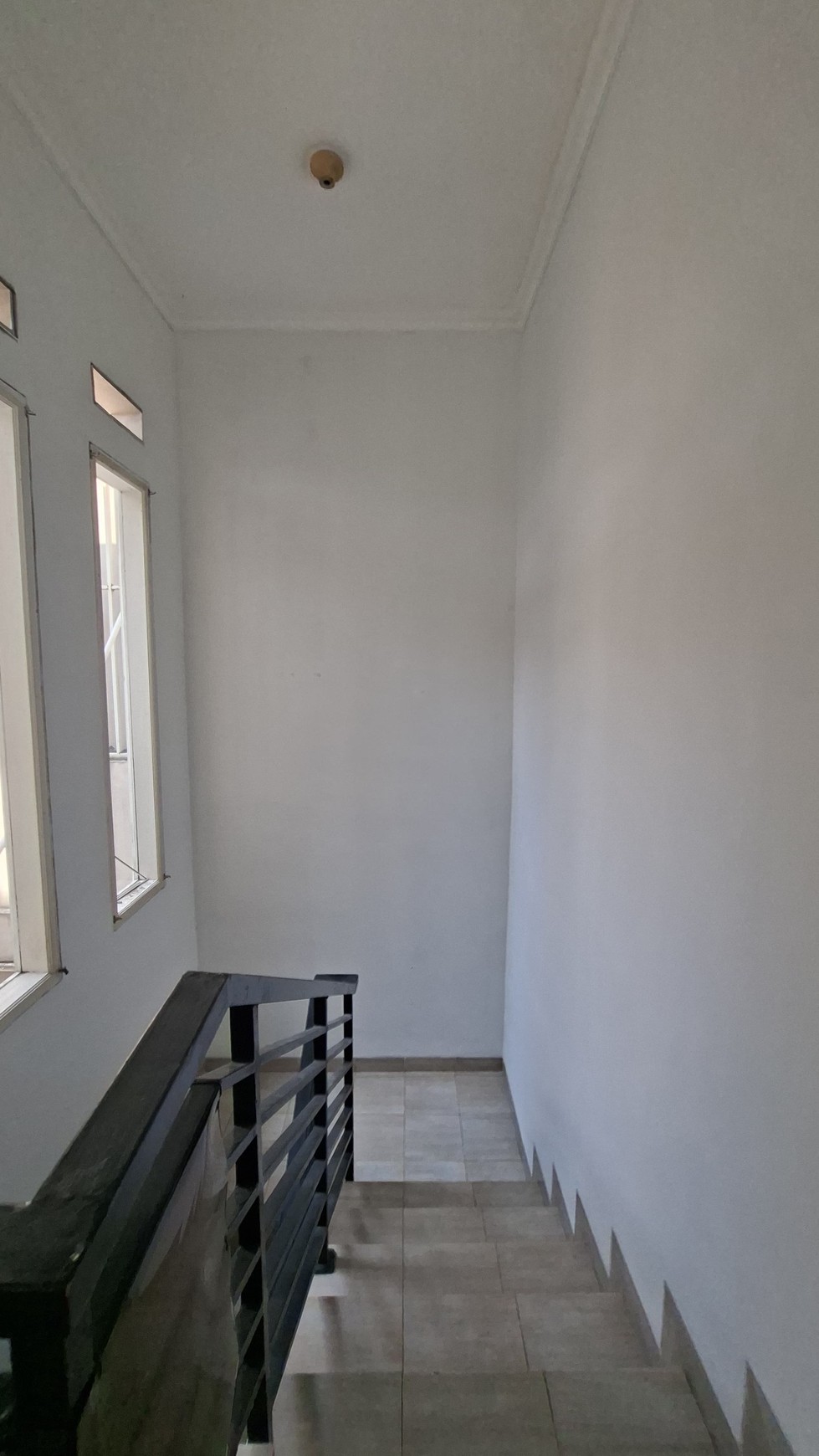 Di Sewa Rumah Siap Huni dengan Hunian Nyaman dan Asri di @Bintaro Sektor 9