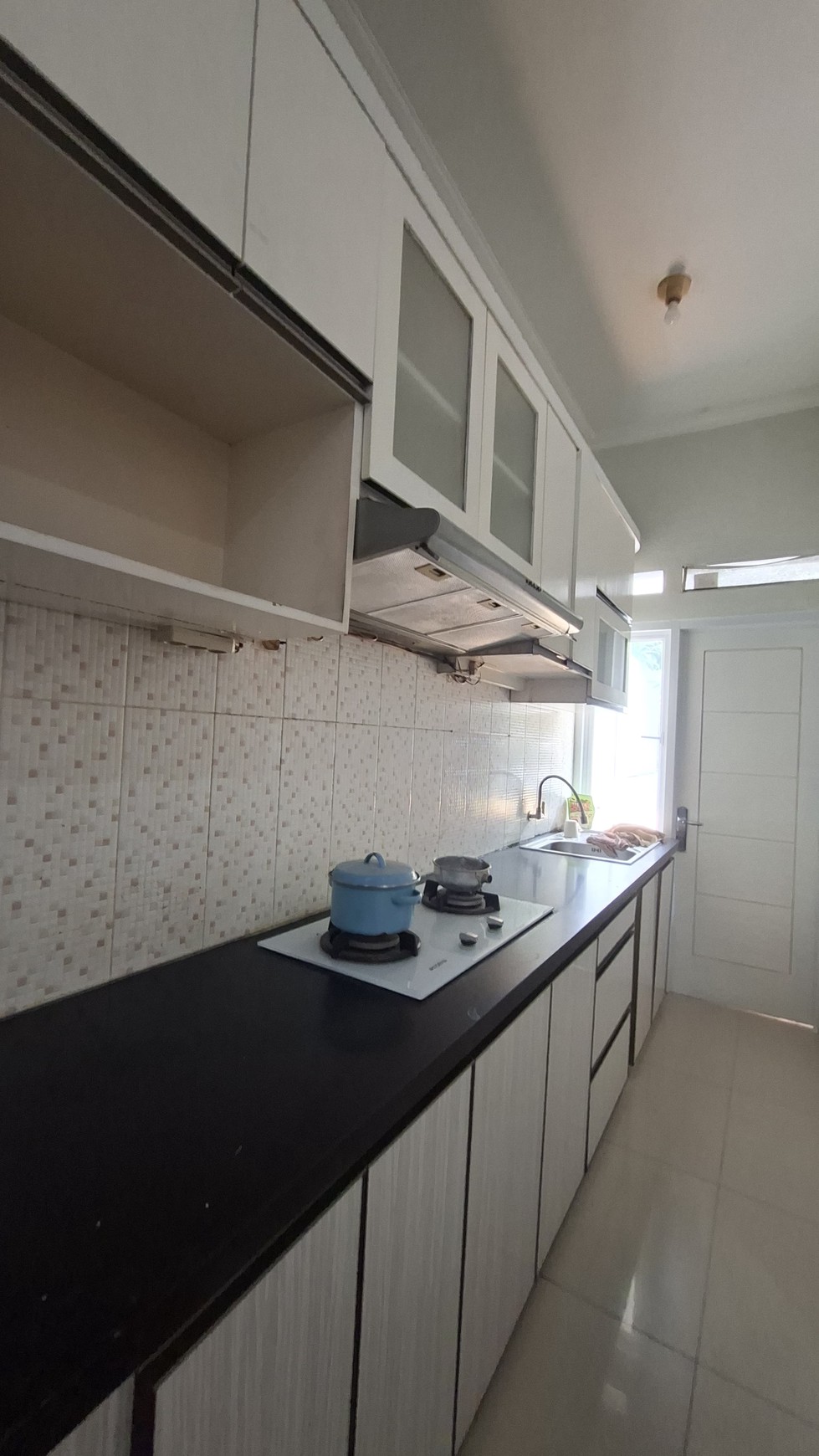 Di Sewa Rumah Siap Huni dengan Hunian Nyaman dan Asri di @Bintaro Sektor 9