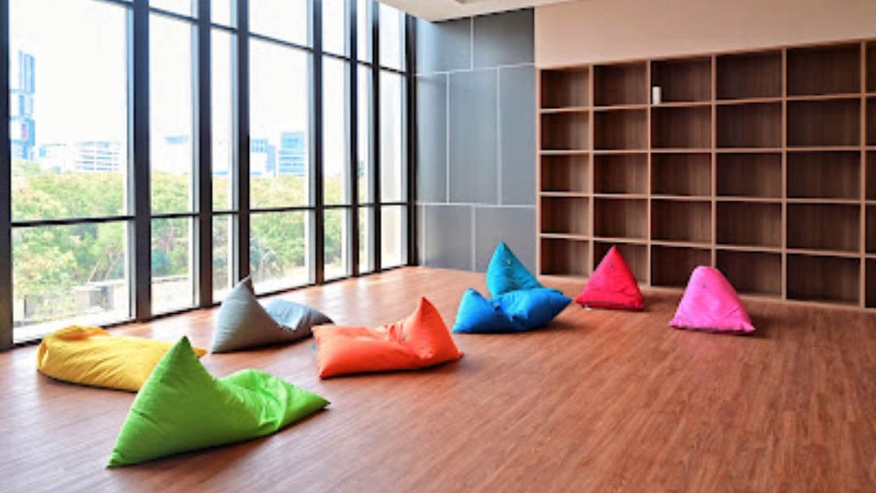 Apartemen Menara Jakarta, Kemayoran