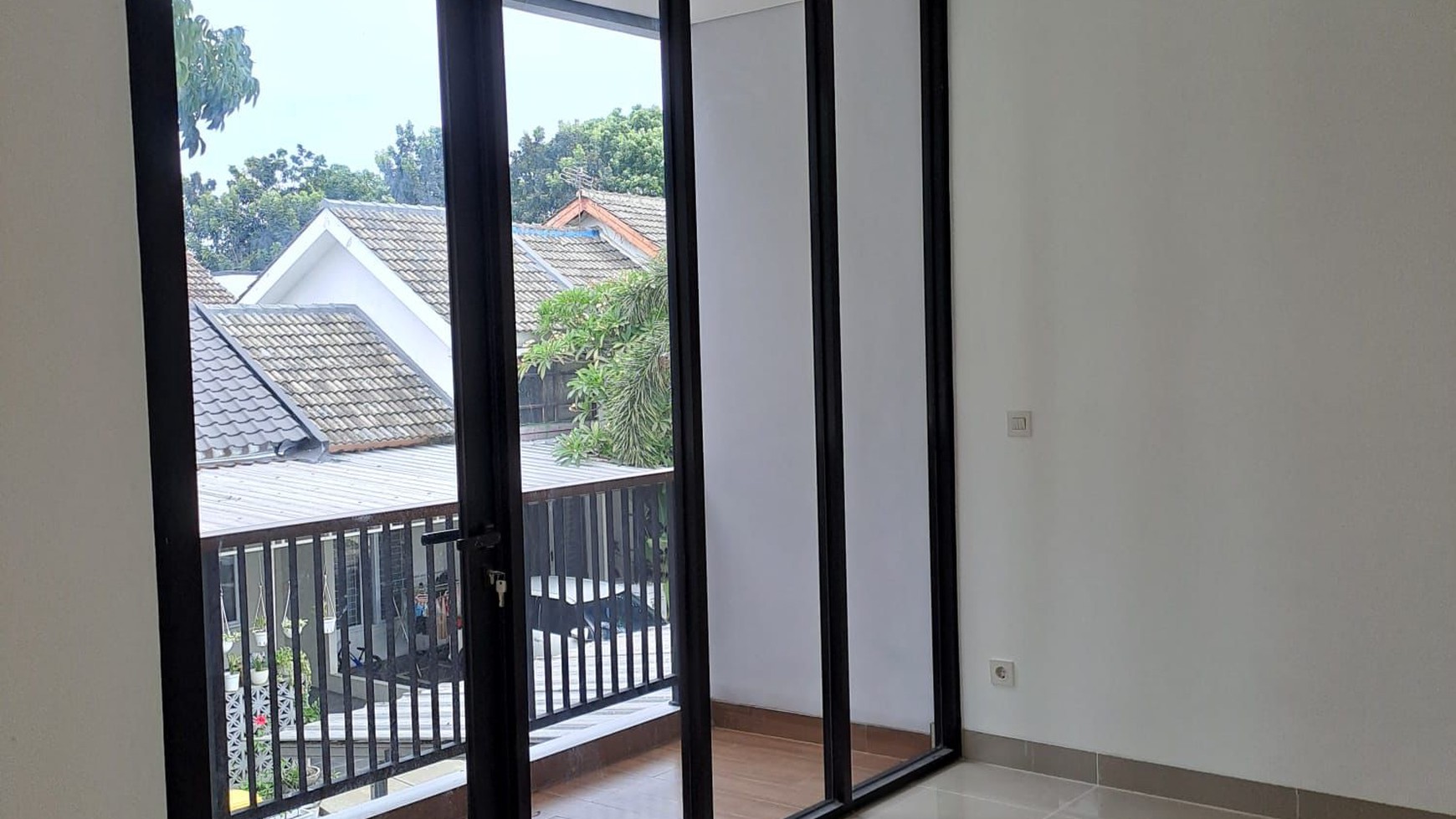 Rumah Siap Huni dengan Hunian Nyaman dan Asri