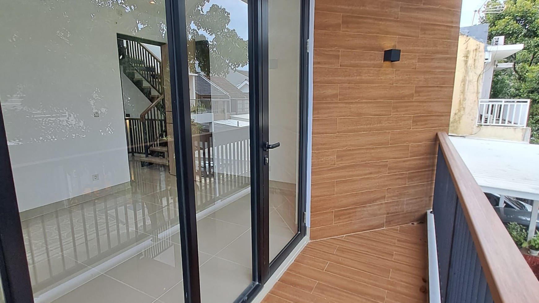 Rumah Siap Huni dengan Hunian Nyaman dan Asri
