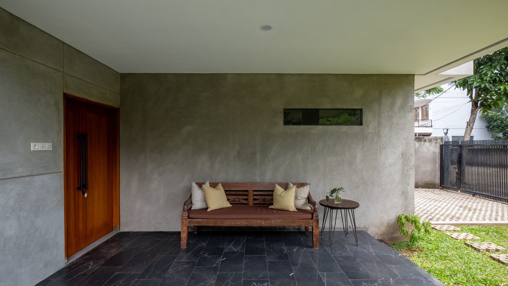 Rumah Cantik Kokoh 2 Lantai di Kompleks DDN Cibubur 