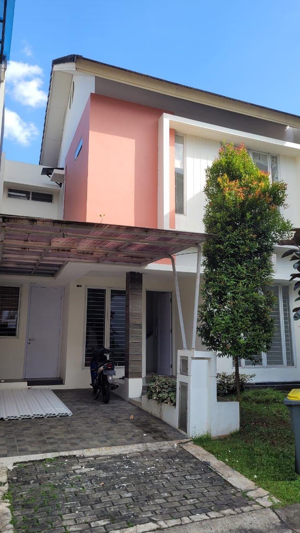 Rumah Bagus, siap huni keamanan 24 Jam di Bintaro Sektor 9