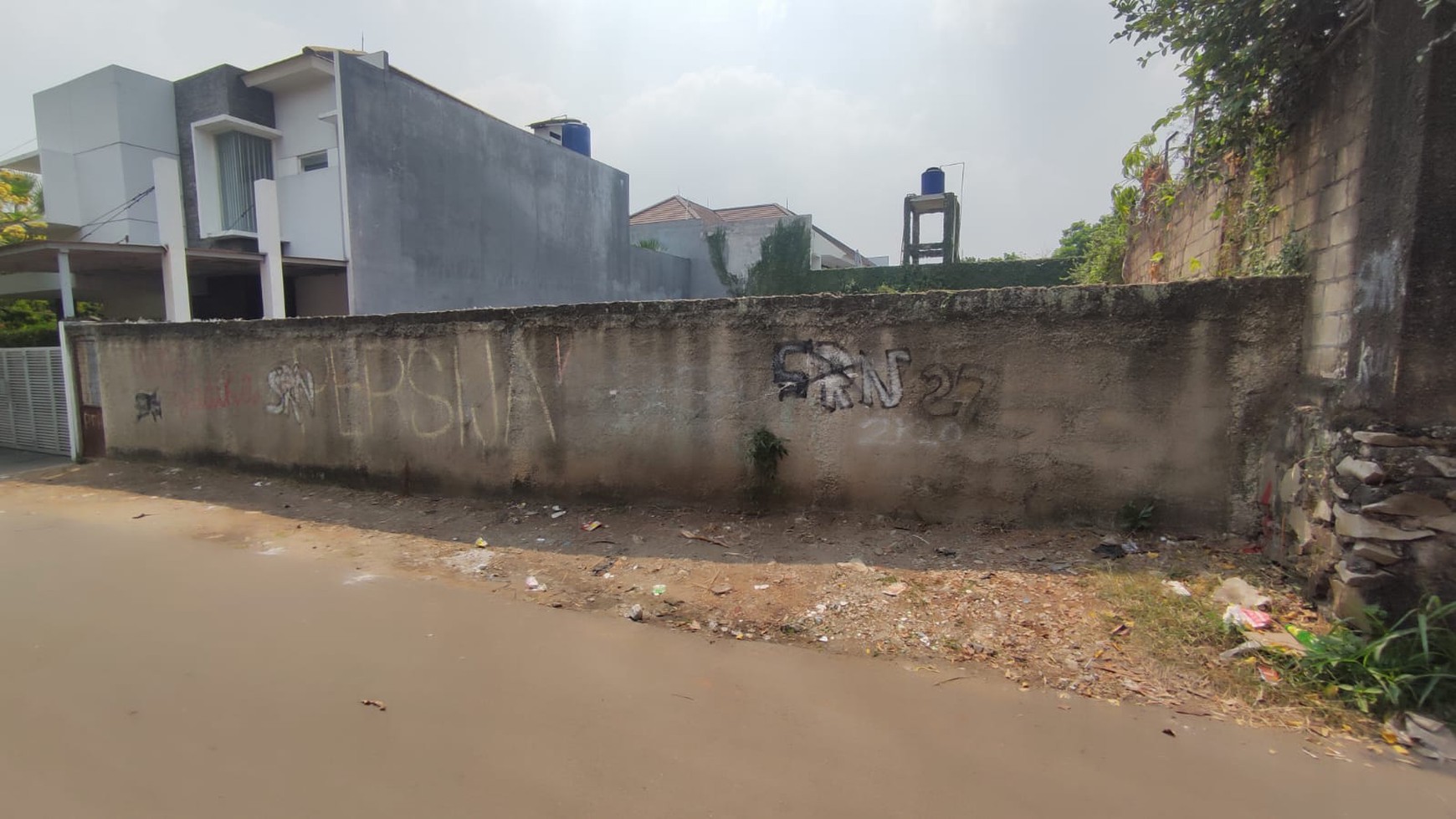 Kavling siap bangun, cocok untuk tempat tingal di Rengas - Bintaro