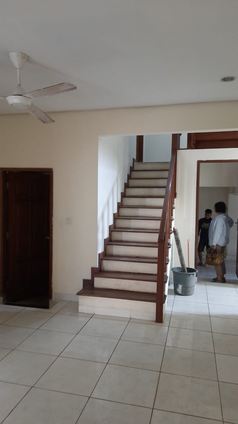 Rumah 1½ Lantai Siap Huni dengan Hunian Nyaman dan Asri di @Ciputat Timur