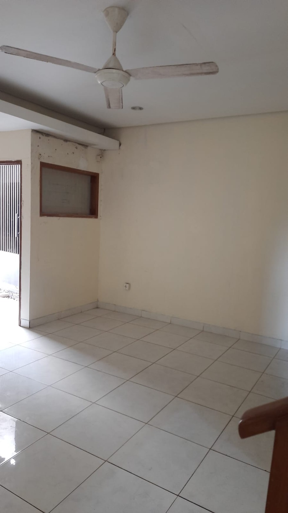 Rumah 1½ Lantai Siap Huni dengan Hunian Nyaman dan Asri di @Ciputat Timur