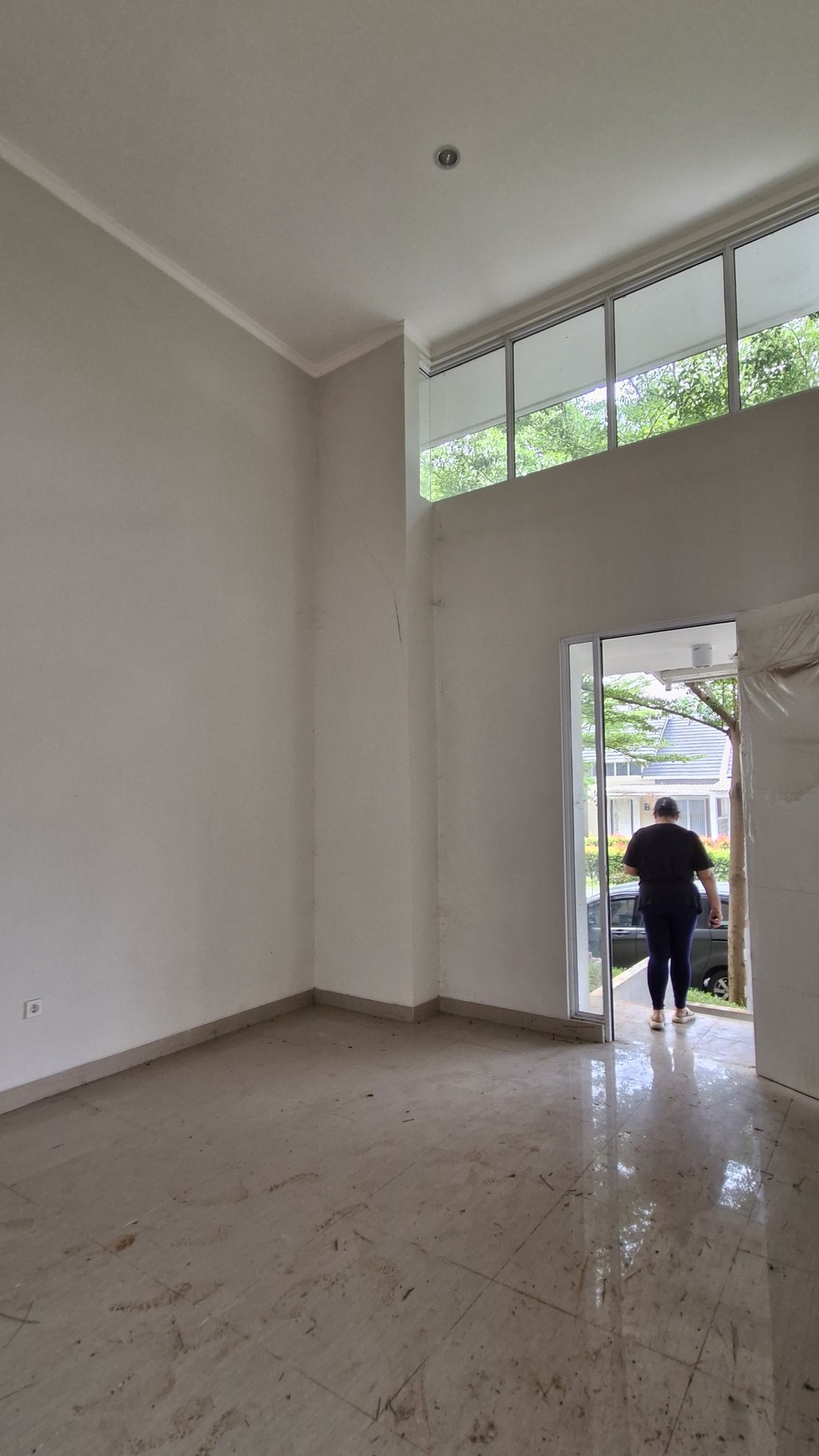 Rumah Cantik Luas Satu Lanti di Citra Land Cibubur 