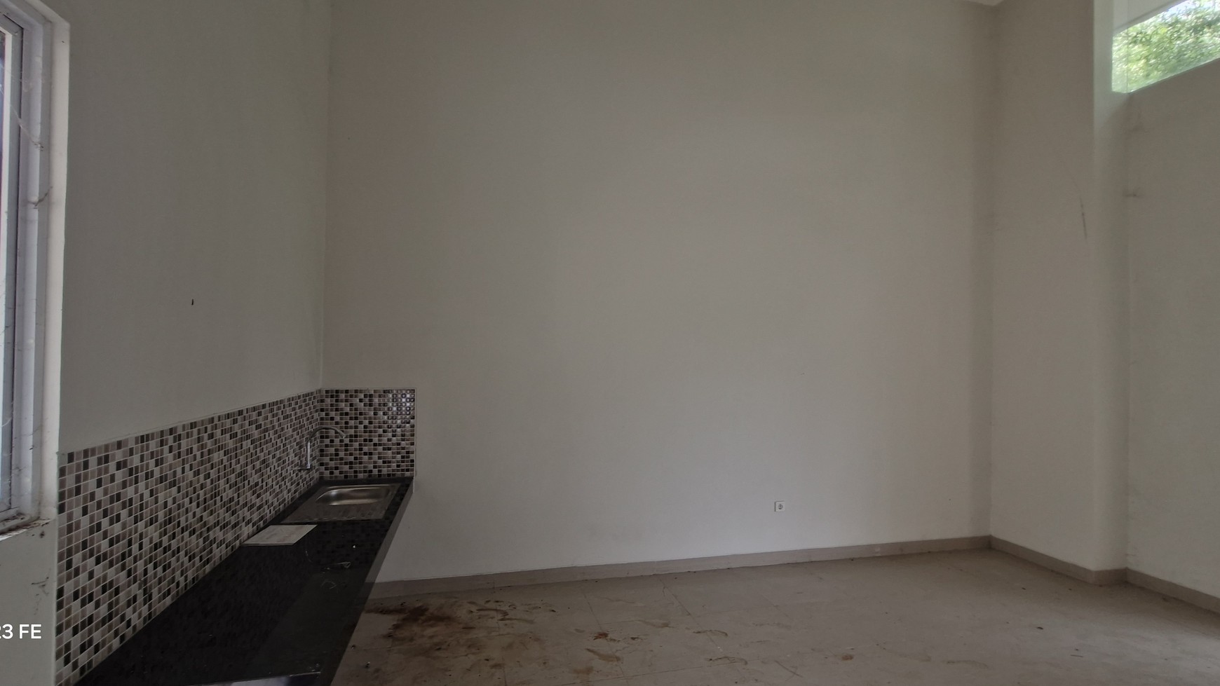 Rumah Cantik Luas Satu Lanti di Citra Land Cibubur 