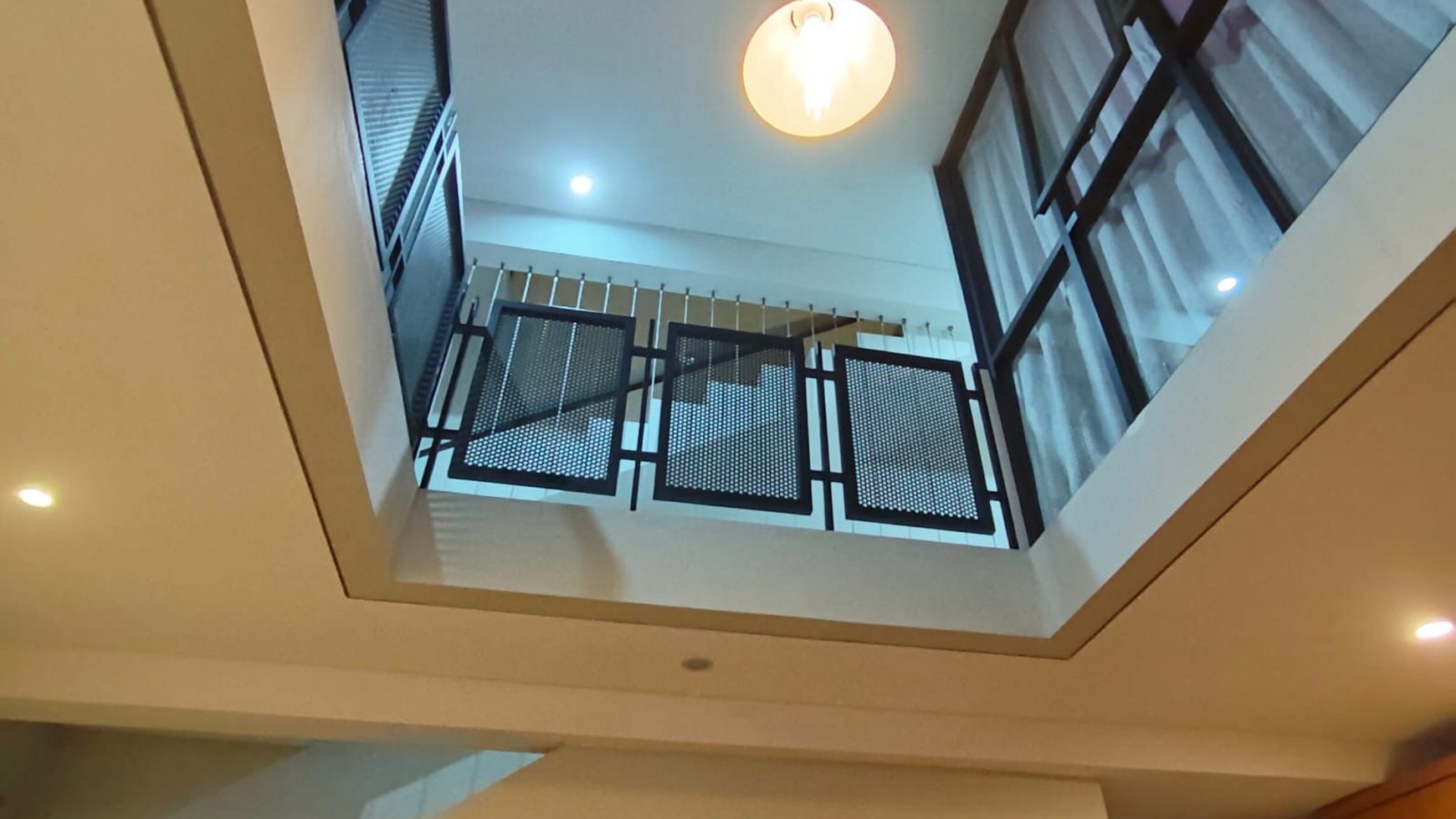 Rumah Cluster V Townhouse dekat dg Univ Pembangunan Jaya, st KA Juramanggu dan BXC...