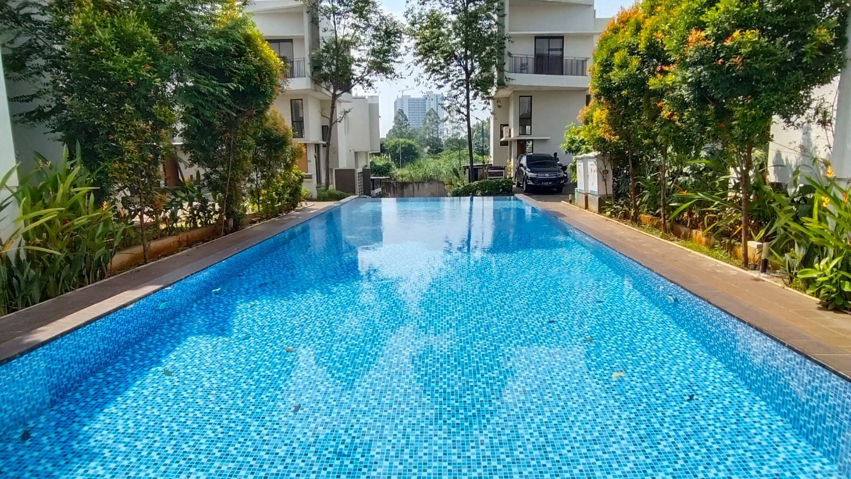 Rumah Cluster V Townhouse dekat dg Univ Pembangunan Jaya, st KA Juramanggu dan BXC...