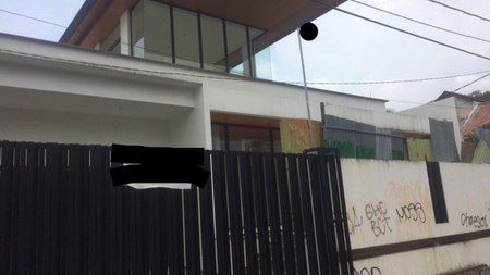 For Sale Rumah Baru tidak dihuni di Guntur, Jakarta Selatan
