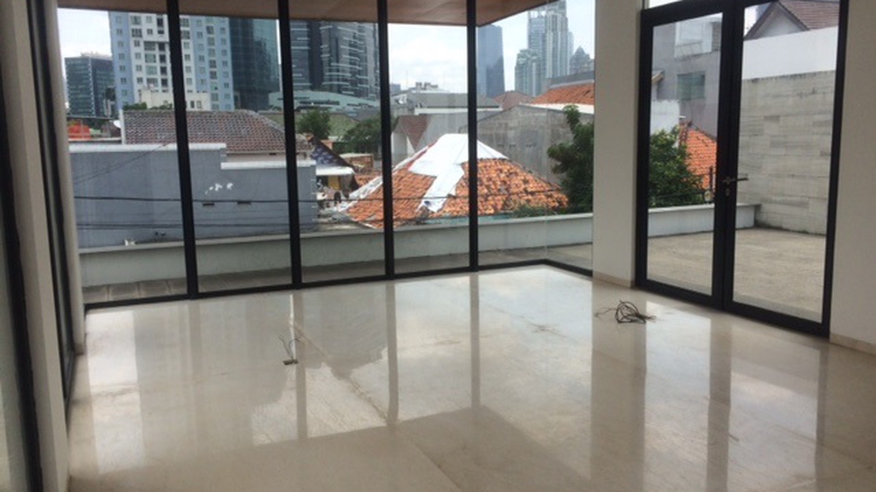 For Sale Rumah Baru tidak dihuni di Guntur, Jakarta Selatan