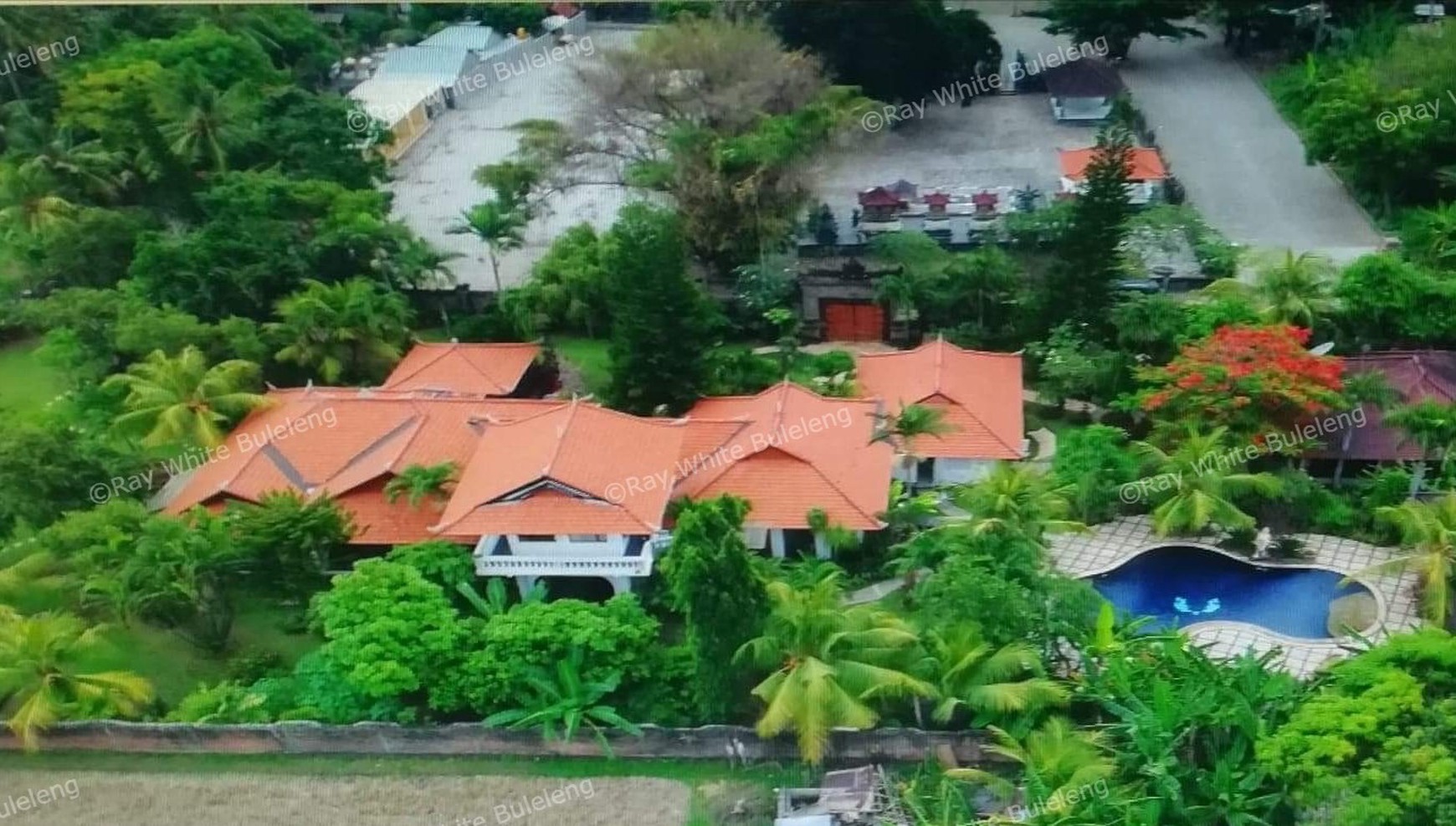 Beautiful villa close to the beach