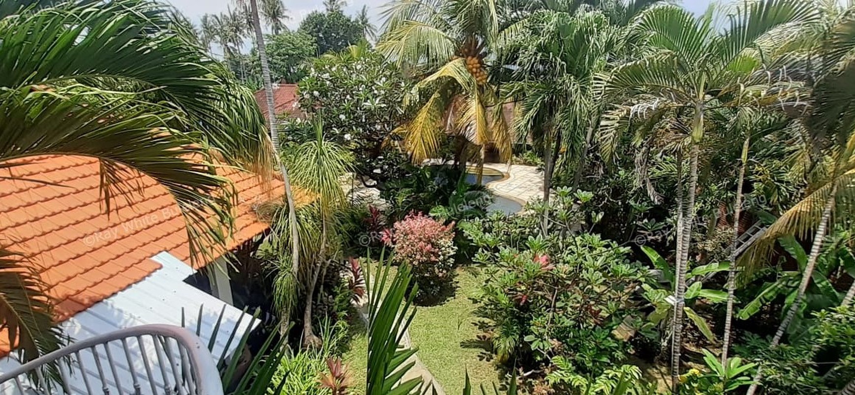 Beautiful villa close to the beach