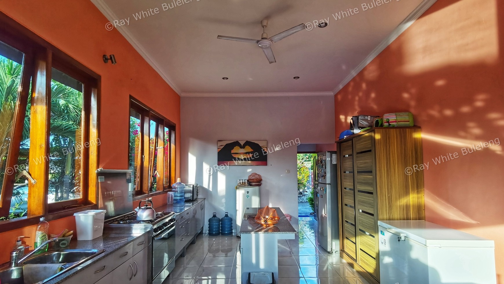 Villa with stunning sunset view for sale