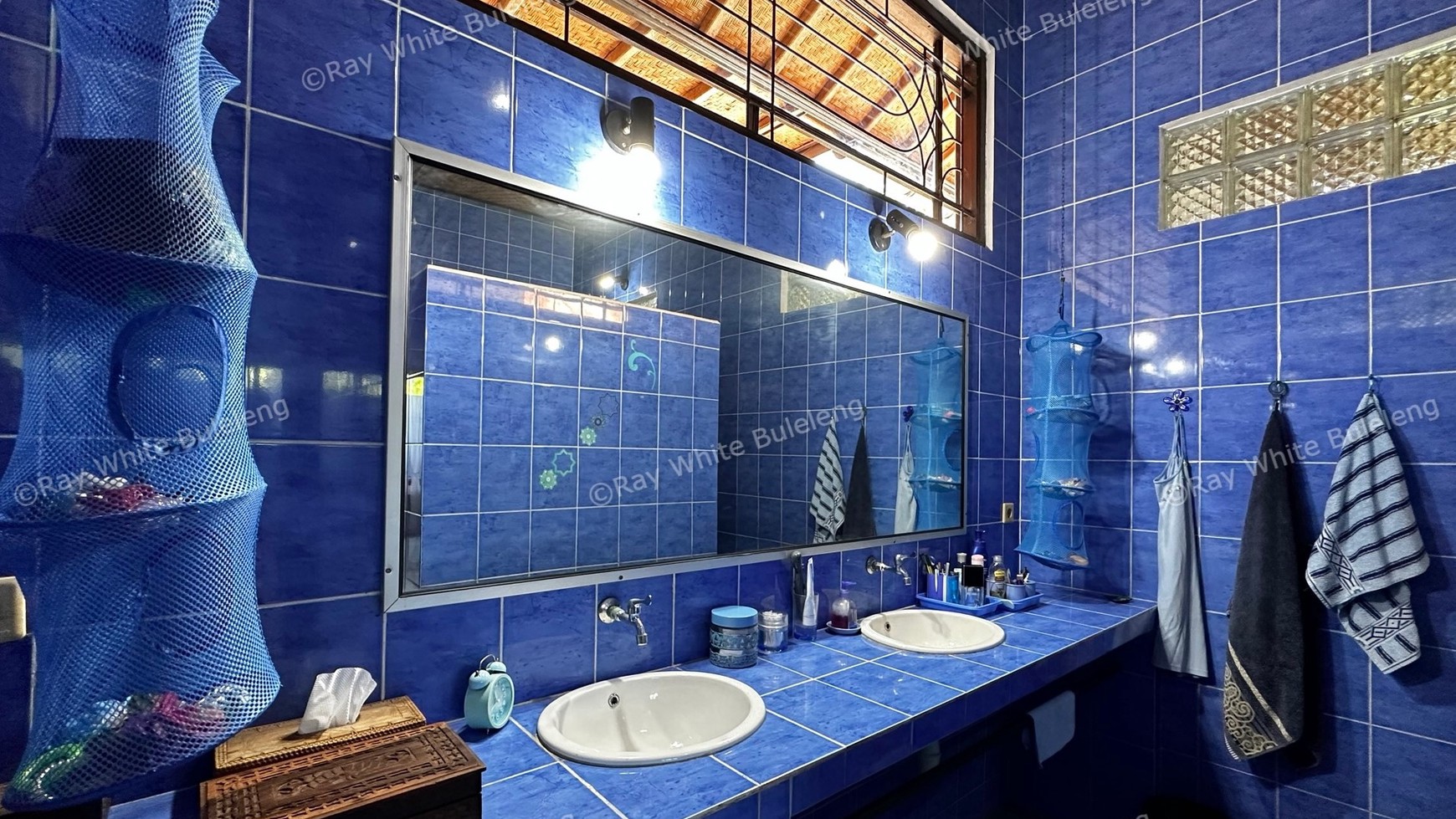 BEAUTIFUL BLUE VILLA FOR SALE