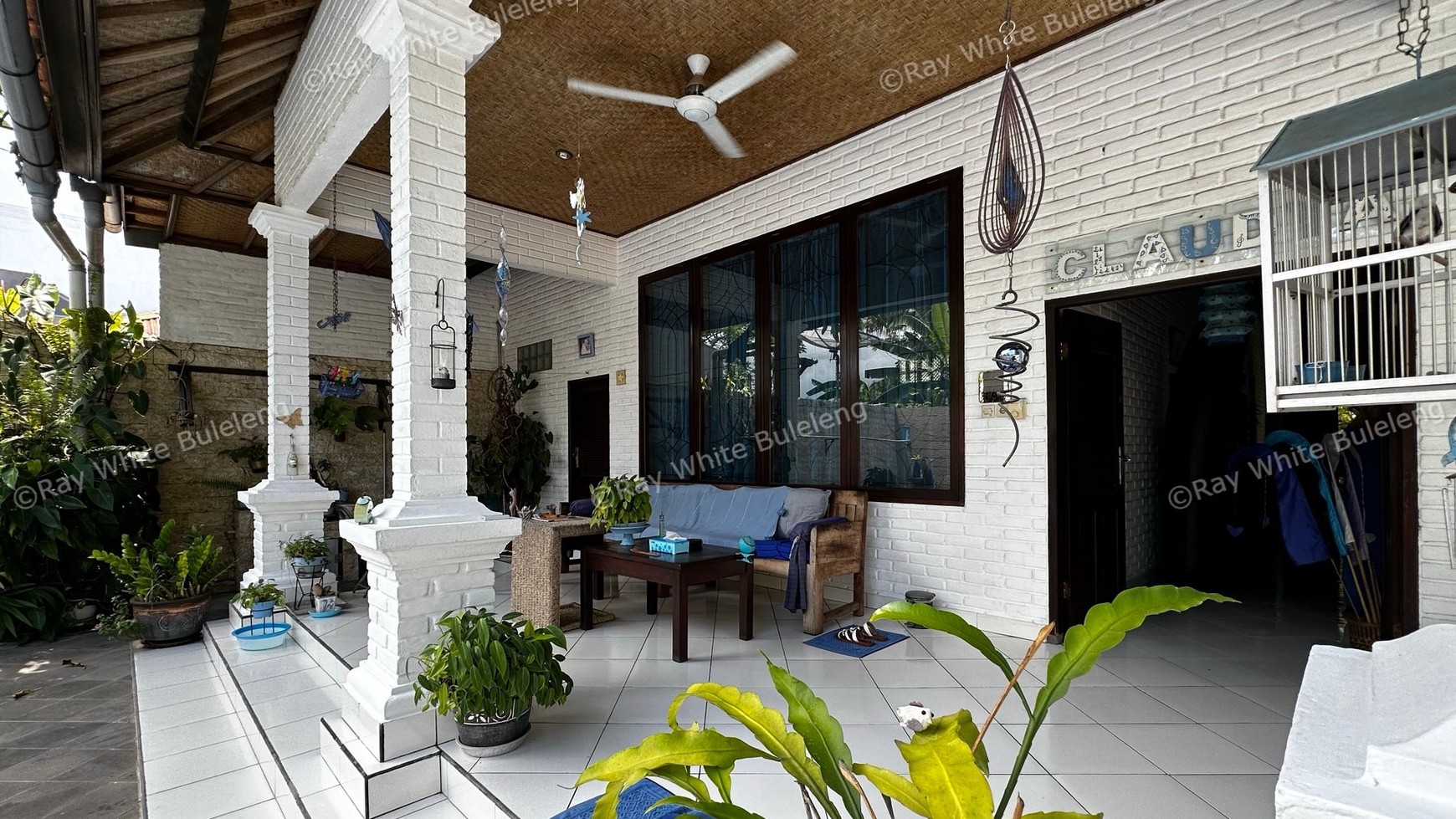 BEAUTIFUL BLUE VILLA FOR SALE