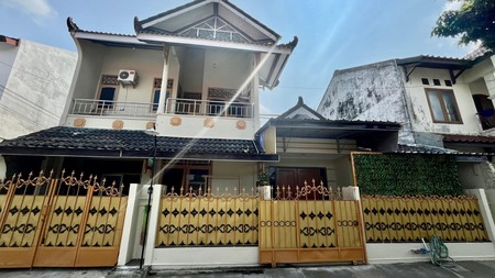 Rumah Tinggal 2 Lantai di Perum Villa Gading Estate Ngemplak Sleman 