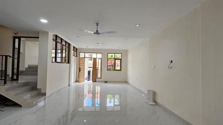 Rumah Baru 2 Lantai Siap Huni dan Strategis @Sekto 1, Bintaro Jaya