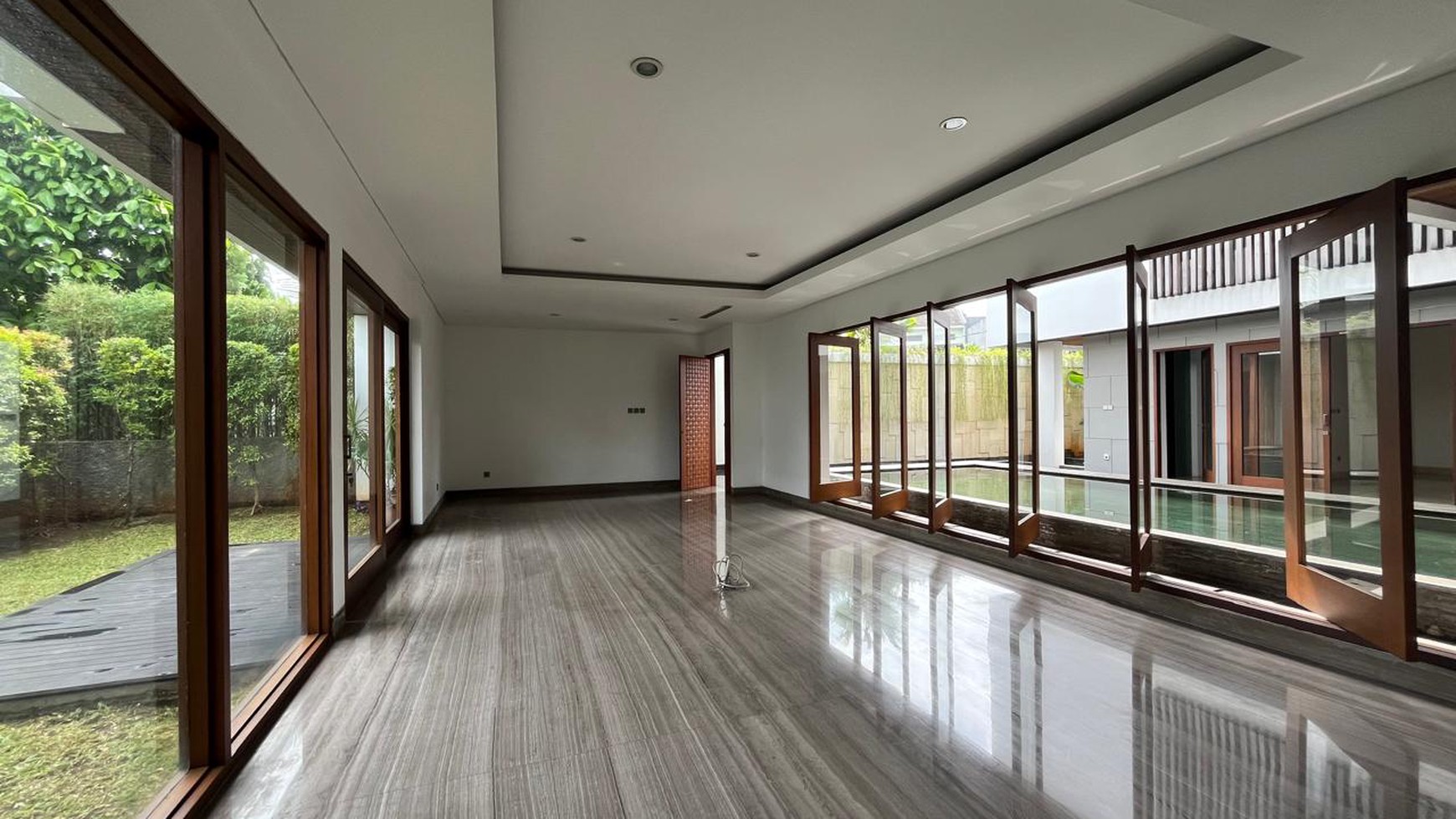 Rumah Baru Modern Tropical Minimalis