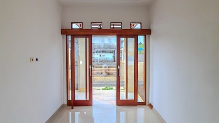 RUMAH BRAND NEW YANG MODERN, NYAMAN DI TENGAH KOTA JEMBRANA, BALI, SIAP HUNI