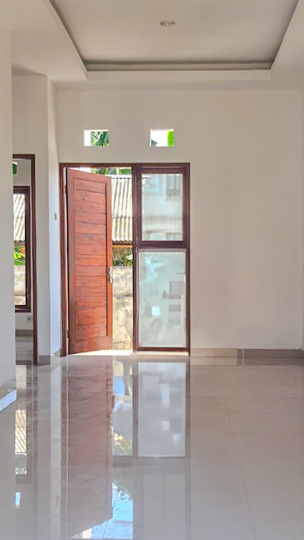 RUMAH BRAND NEW YANG MODERN, NYAMAN DI TENGAH KOTA JEMBRANA, BALI, SIAP HUNI