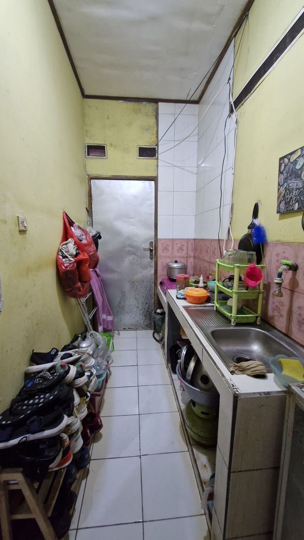 Rumah Siap Huni dengan Hunian Nyaman dan Asri di Pamulang