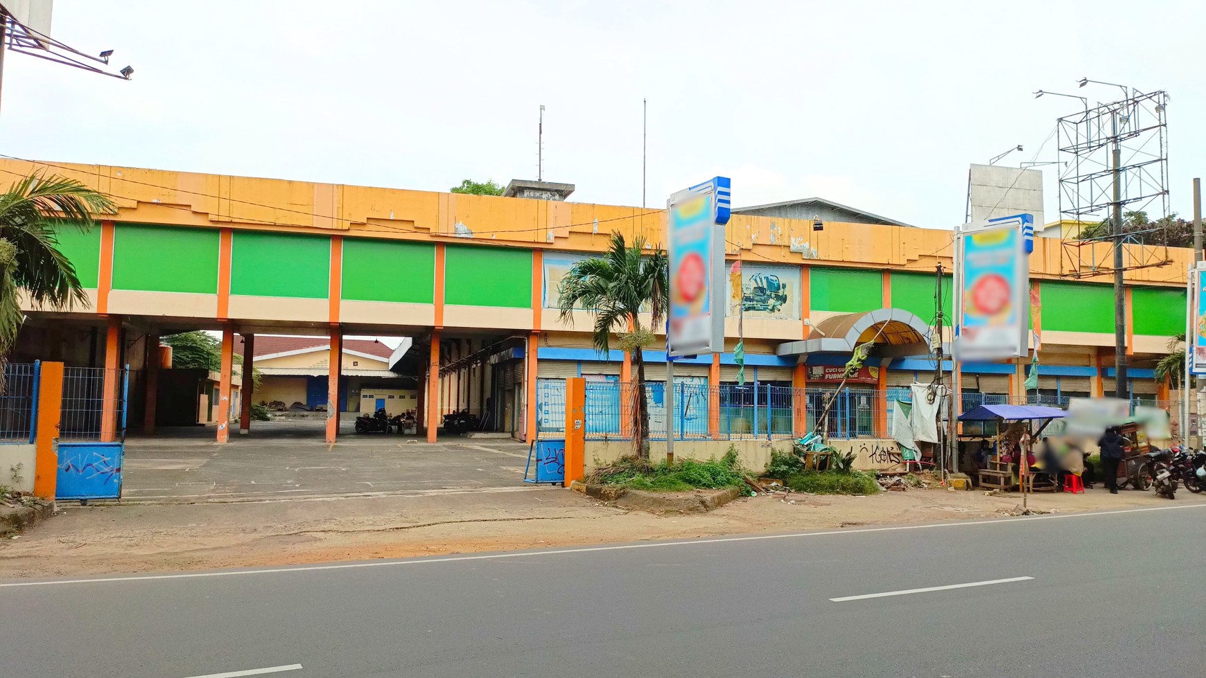 Ruang Usaha dan Gudang Strategis Jalan Raya Kalimalang, Bekasi