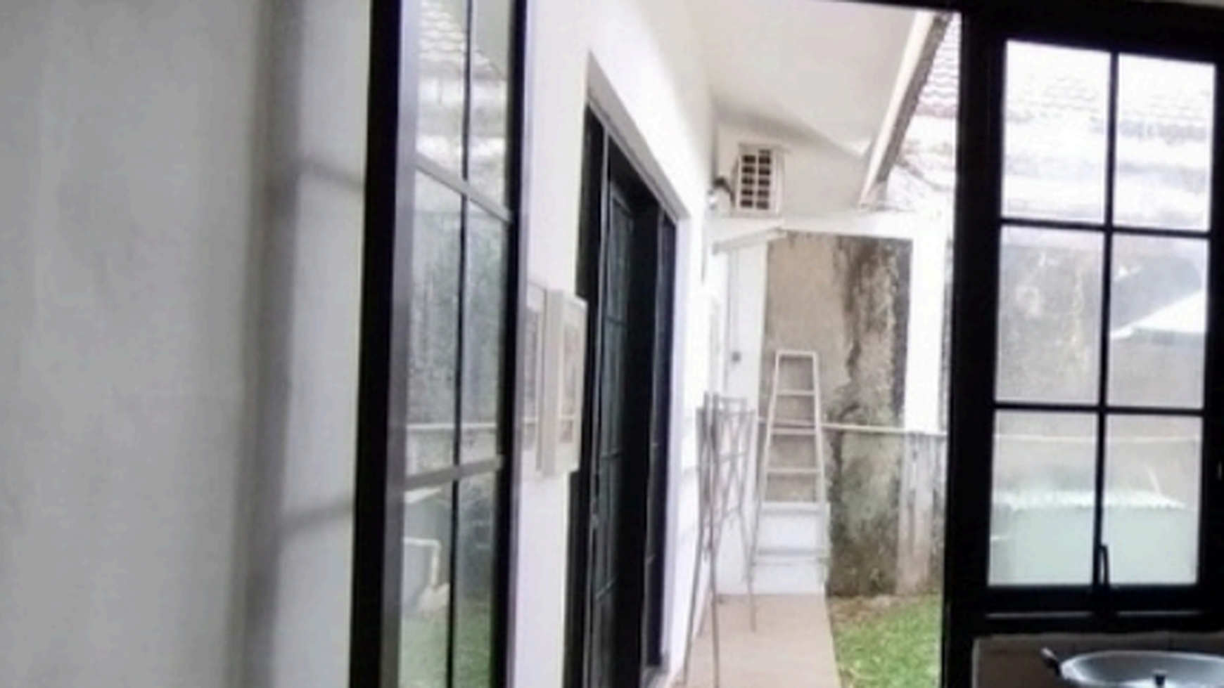 Rumah Siap Huni dengan Hunian Nyaman dan Asri di Ciputat