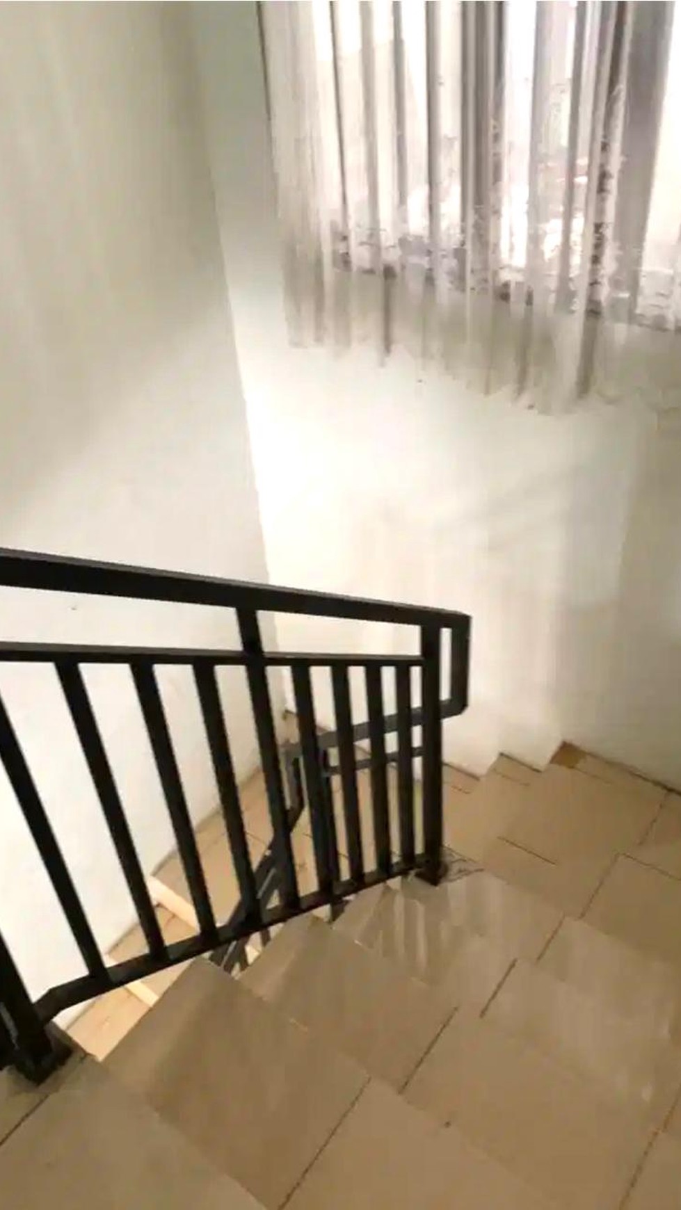 Rumah 2 Lantai Siap Huni dengan Hunian Nyaman dan Asri @Jagakarsa, Jakarta Selatan
