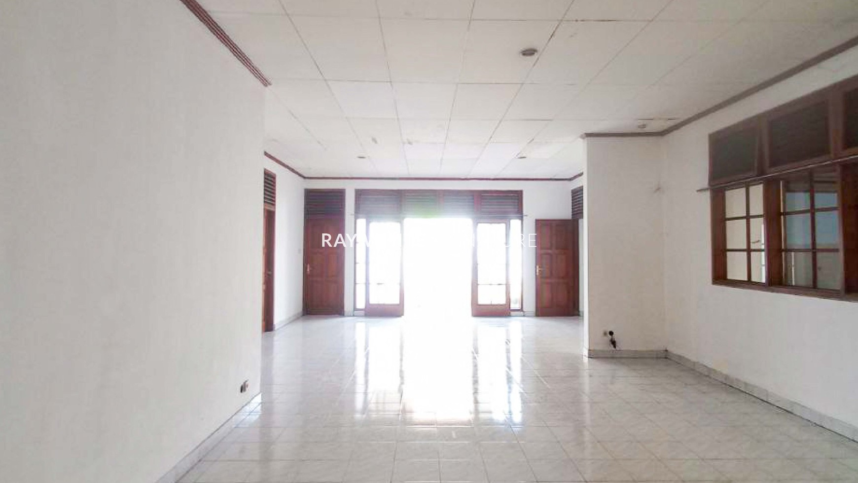 Rumah Lama Cocok Untuk Usaha di Jl Damai Cipete Utara