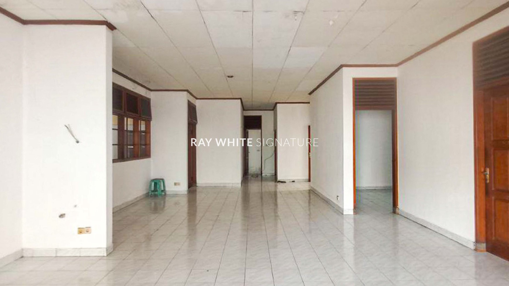 Rumah Lama Cocok Untuk Usaha di Jl Damai Cipete Utara