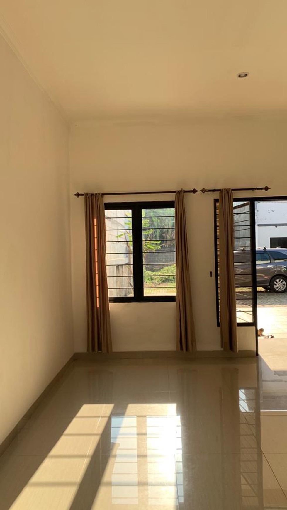 Rumah Siap Huni , Rapi di Perumahan Pondok Aren 