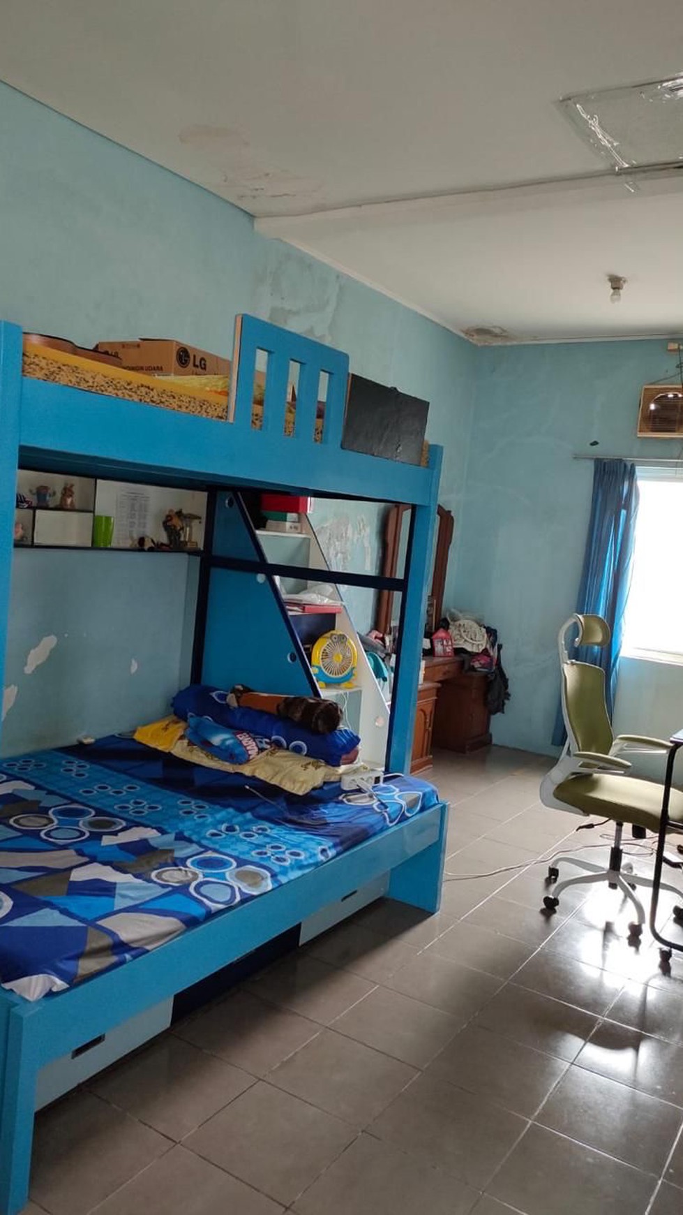 Rumah 2 Lantai Siap Huni dengan Hunian Nyaman dan Asri @Serpong, Tangerang Selatan
