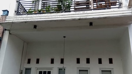 Rumah Siap Huni dengan Hunian Nyaman dan Asri di Pamulang